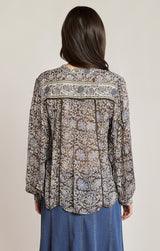 BLOUSE