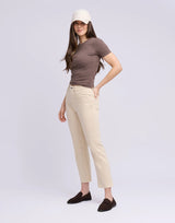 JEANS CHLOÉ STRAIGHT Yoga Jeans