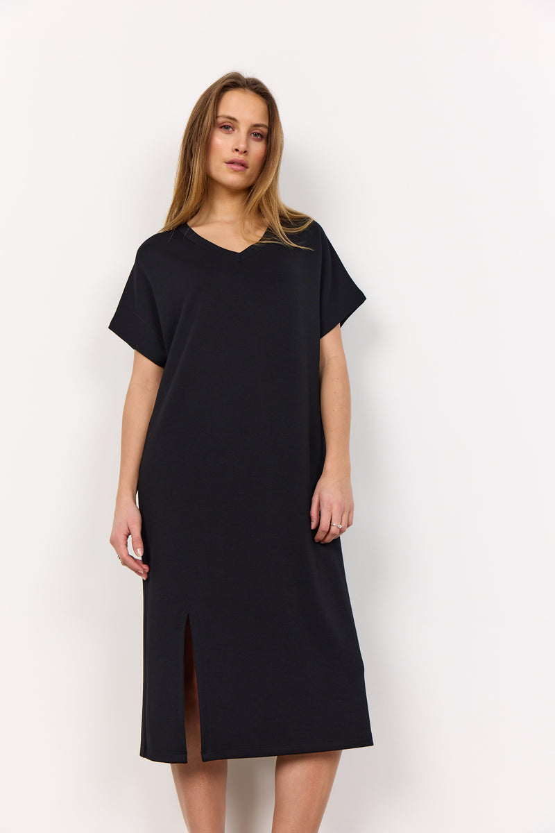 ROBE banu soya Concept