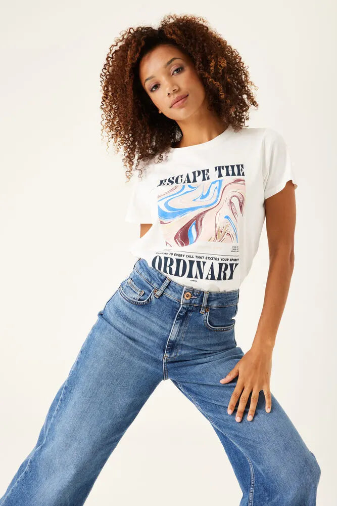 T-shirt Escape the Ordinary Garcia